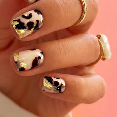 PROVOCATIVE NAILS