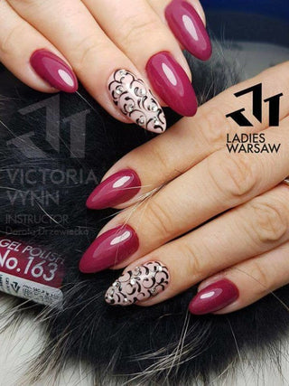 163 Glory Berry Gel polish 8ml VICTORIA VYNN