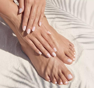 MILKY MANI PEDI Base Coat 8ml VICTORIA VYNN